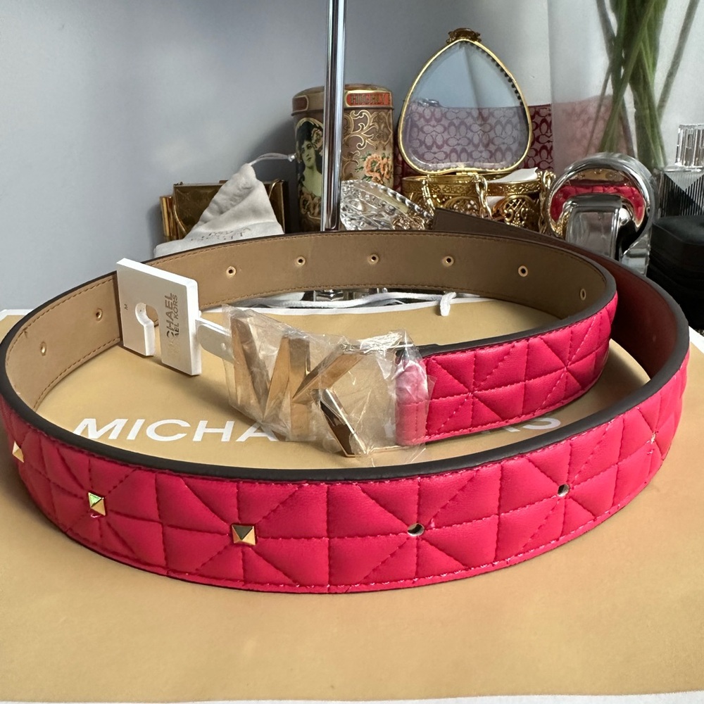 NWT MICHAEL Michael Kors pink quilted studded belt M